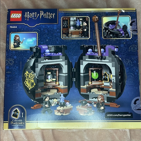 LEGO Harry Potter Collectible Cauldron Potions Set - Black, Gray, Yellow - Picture 2 of 9